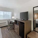 Quality Inn Near Seaworld - Lackland
