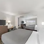 Quality Inn Near Seaworld - Lackland