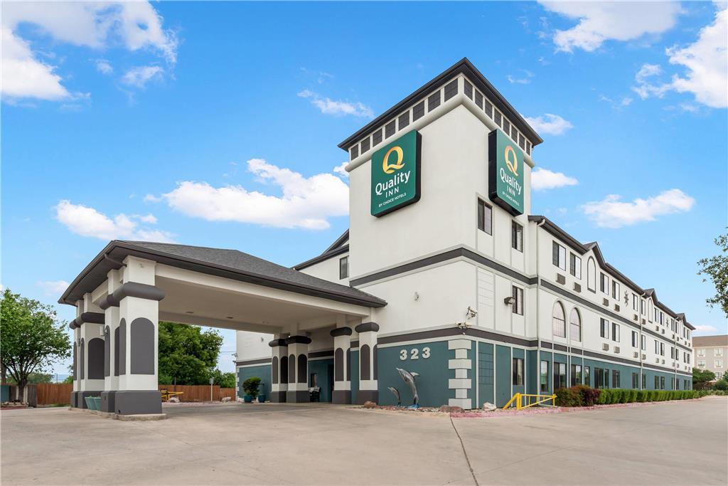 Hotel Quality Near Seaworld - Lackland
